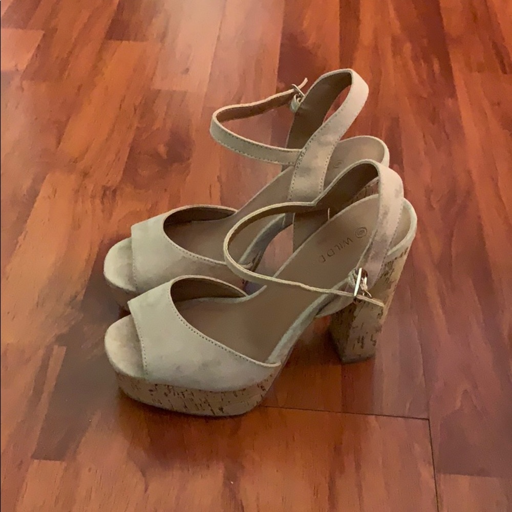 Beige heels